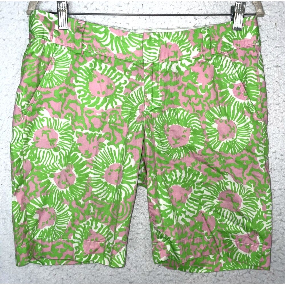LILLY PULITZER Green Pink Print SUNNYSIDE LION Print 10" Chipper Shorts Womens 6